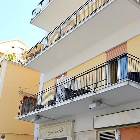 Stella House SantʼAgata sui Due Golfi